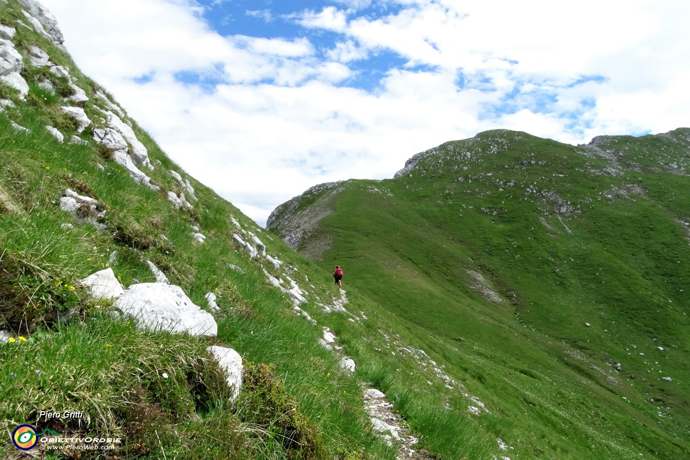 39 Siamo alla Forcola di Valmora (1994 m).JPG